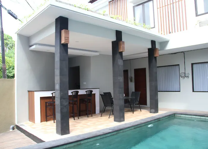 Tri * Kuta (Bali)